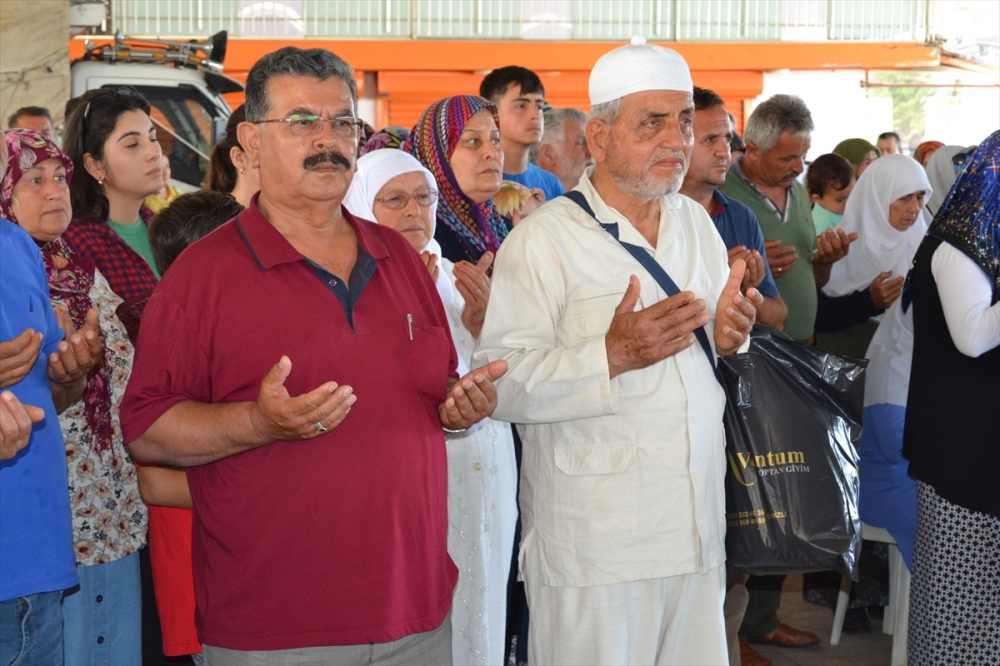 Fethiye ve Seydikemer'den hac kafilesi kutsal topraklara uğurlandı