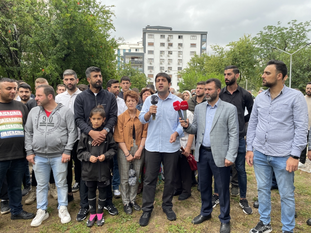 Sivil toplum kuruluşlarından İzmir Barosunun "Onur Haftası Programı"na tepki