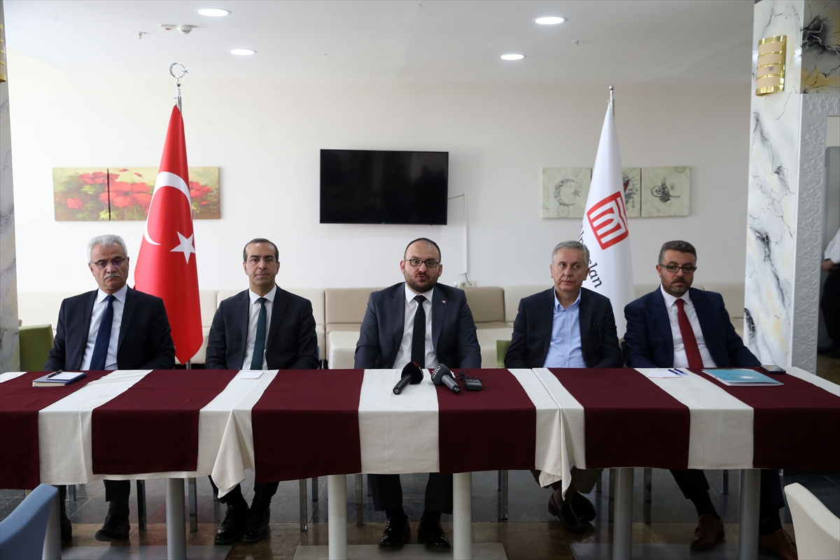 MUŞ - Malazgirt Savaşı alanının tespiti için kazı çalışmaları devam edecek