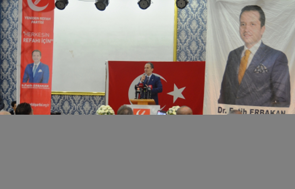 Yeniden Refah Partisi Genel Başkanı Erbakan, Kütahya'da konuştu: