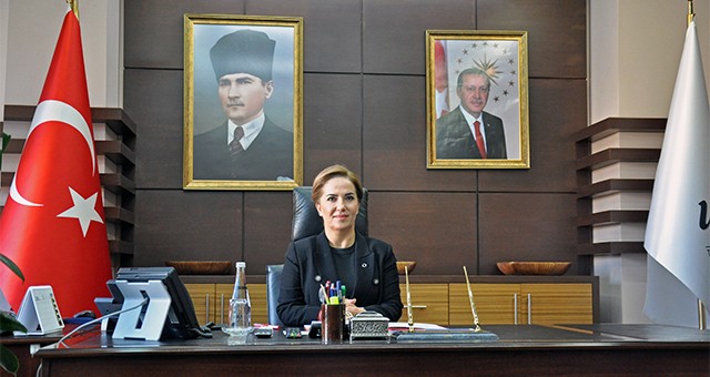 Vali Funda Kocabıyık'ın 24 Kasım Öğretmenler Günü Mesajı