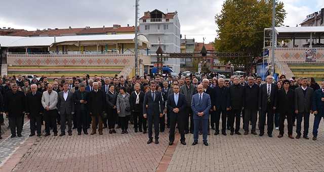 Banaz’da Öğretmenler Günü kutlandı