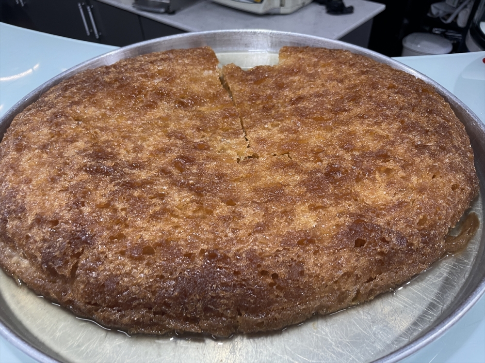 Afyonkarahisar'ın tescilli lezzeti ekmek kadayıfında bayram bereketi