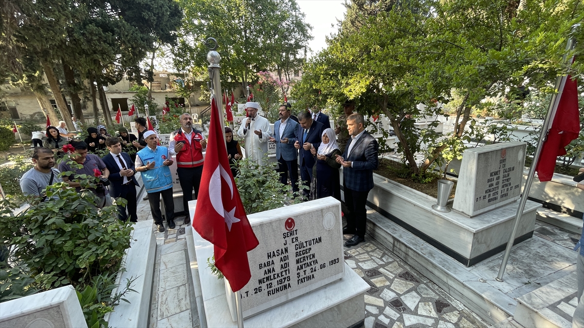 HATAY - Sağlık Bakanı Koca'nın bayram ziyaretleri