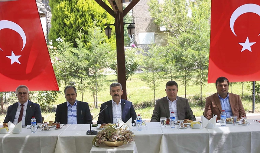 Uşak Protokolü Bayramlaşma Töreninde Bir Araya Geldi