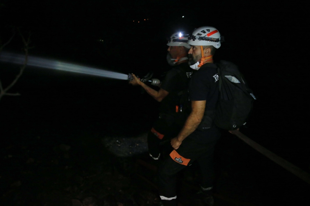Datça'da makilik alanda çıkan yangında 25 hektarlık alan zarar gördü