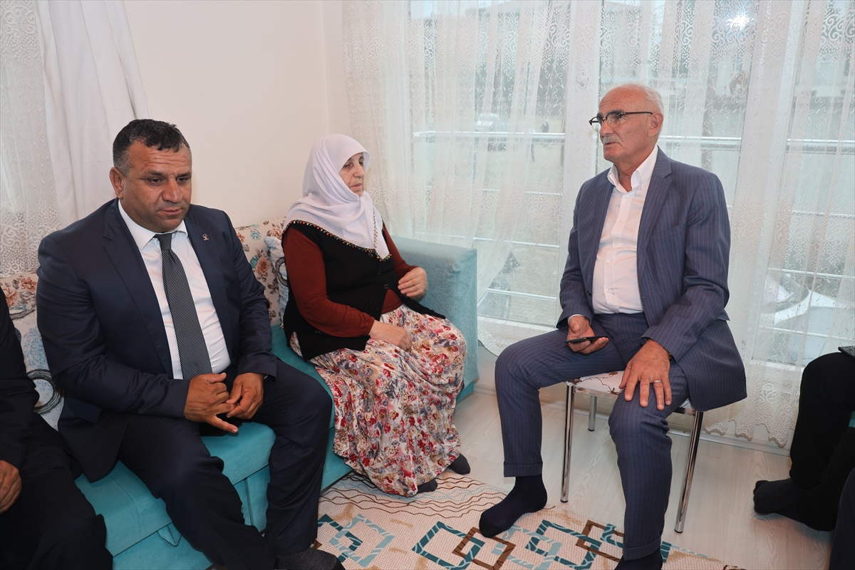 SAMSUN - AK Parti'li Yılmaz, vefat eden mahalle başkanının eşini Cumhurbaşkanı Erdoğan ile görüştürdü