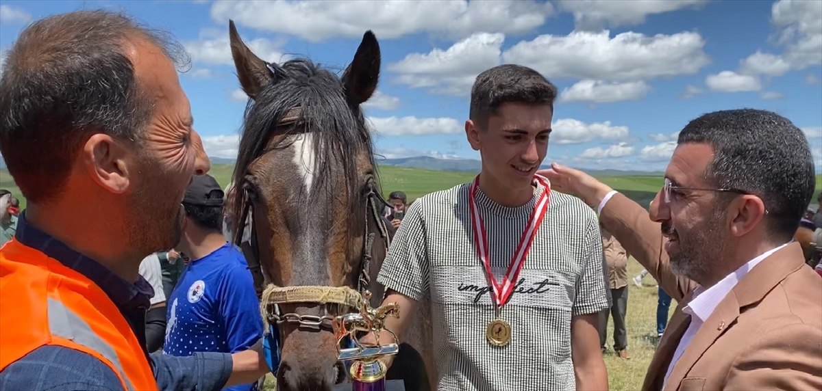 KARS - "Geleneksel Yaz Festivali" düzenlendi