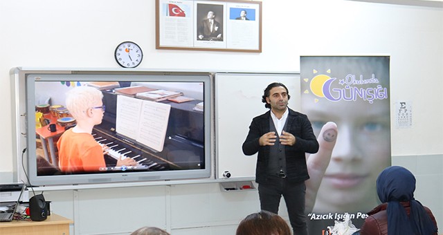 Türk Telekom’dan Uşaklı öğretmenlere ve okul yöneticilerine, “Okulumda Günışığı” semineri