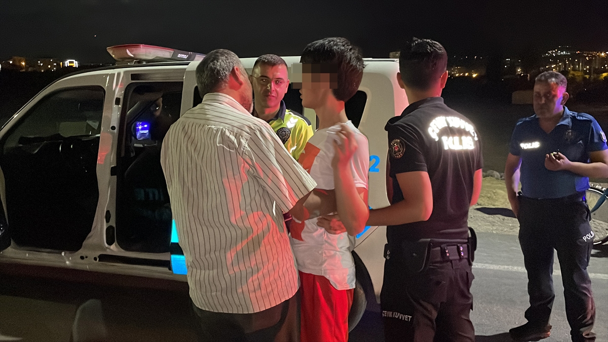 KAYSERİ - Zihinsel engelli genç, anahtarı üzerinde unutulan halk otobüsünü kaçırdı