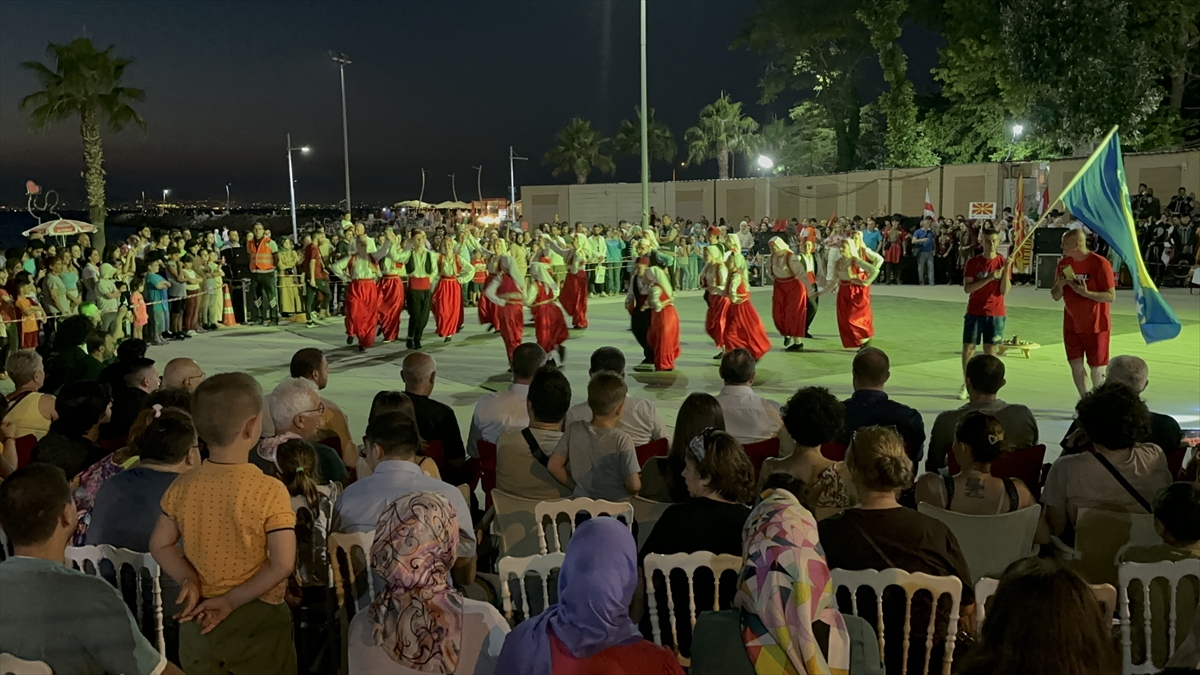 YALOVA - "36. Uluslararası Halk Dansları Festivali" başladı