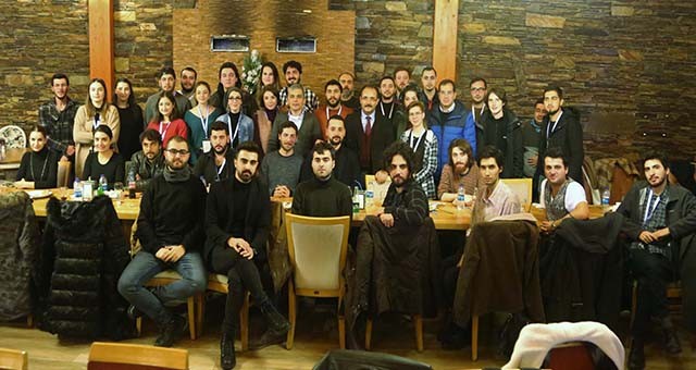 Başkan Cahan 5. Uluslararası Uşak Kanatlı Denizatı Kısa Film Festivali’nin Gala Yemeğinde Öğrencilerle Buluştu