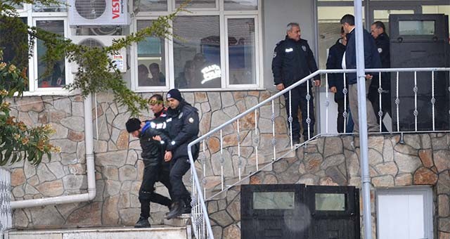 Eşme İlçesinde Çıkan Kavgaya İlişkin Gözaltına Alınan 9 Kişi Tutuklandı