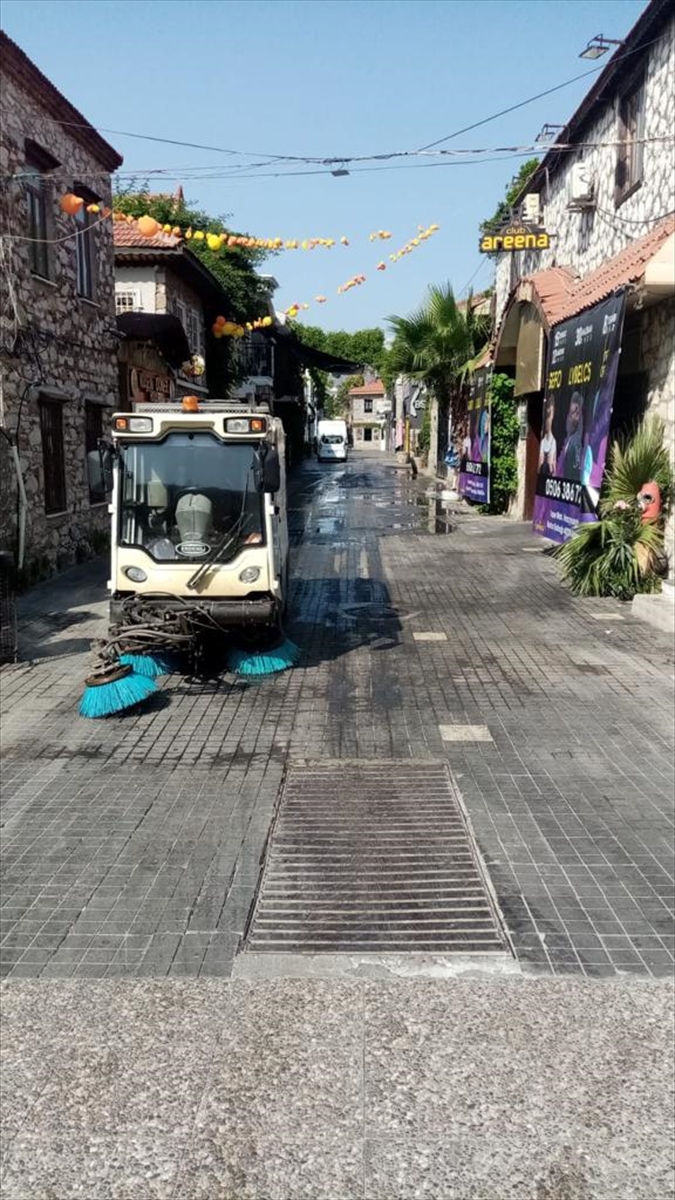 Marmaris'te Kurban Bayramı tatilinde 3 bin 192 ton atık toplandı