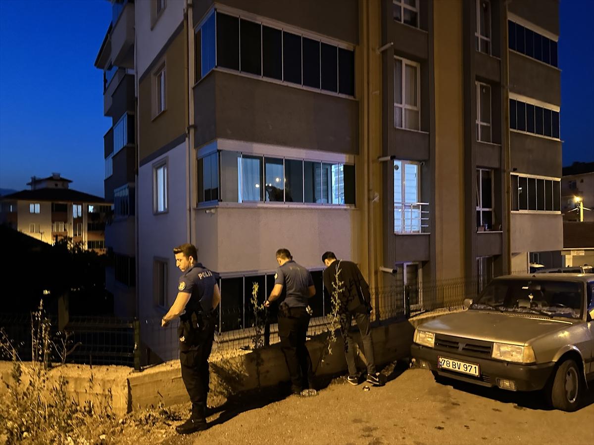 KARABÜK - Bir kişi tüfekle damadını öldürdü, onun ağabeyini ise yaraladı