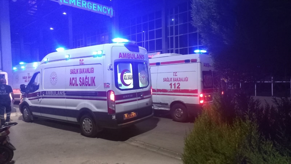 İzmir'deki bıçaklı kavgada 1 kişi yaralandı