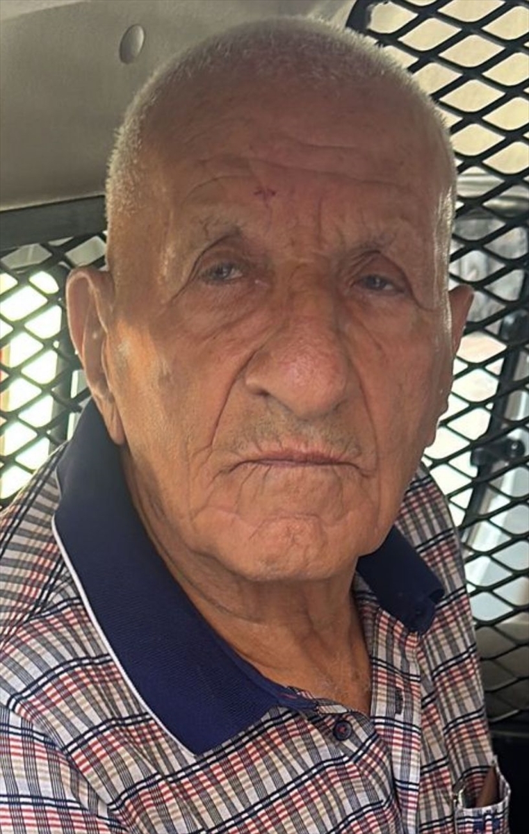 İzmir'de kira artışı nedeniyle tartıştığı kiracısını bıçakla yaralayan kişi tutuklandı
