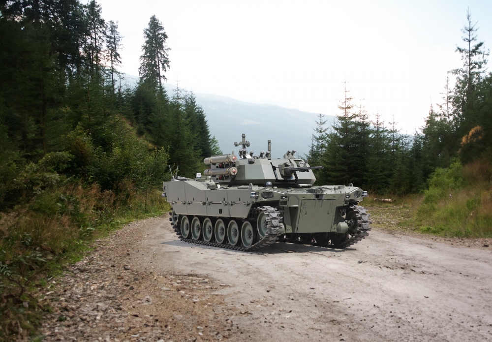 Otokar, Türkiye'nin ilk ağır sınıf paletli insansız zırhlı aracını tanıttı