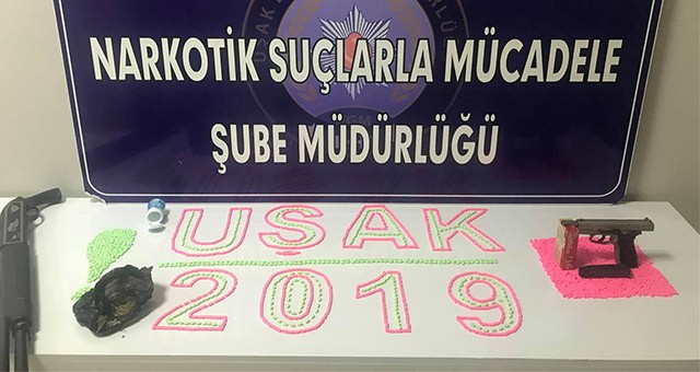 Uyuşturucu Tacirleri Kıskıvrak Yakalandı