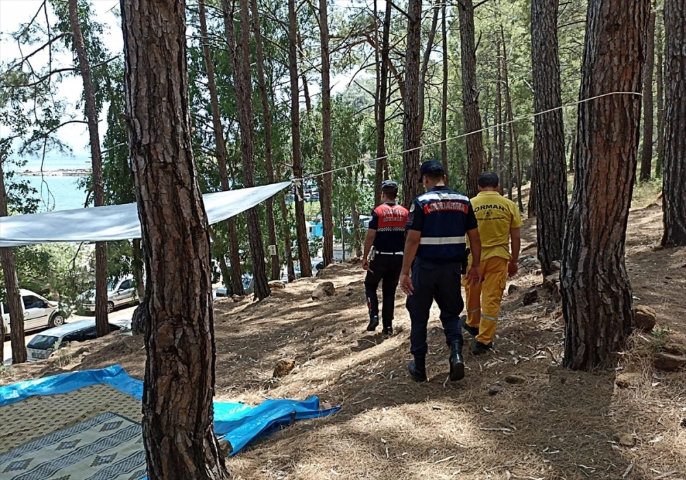 Muğla'da jandarma ekipleri orman yangınlarına karşı devriye görevi yapıyor