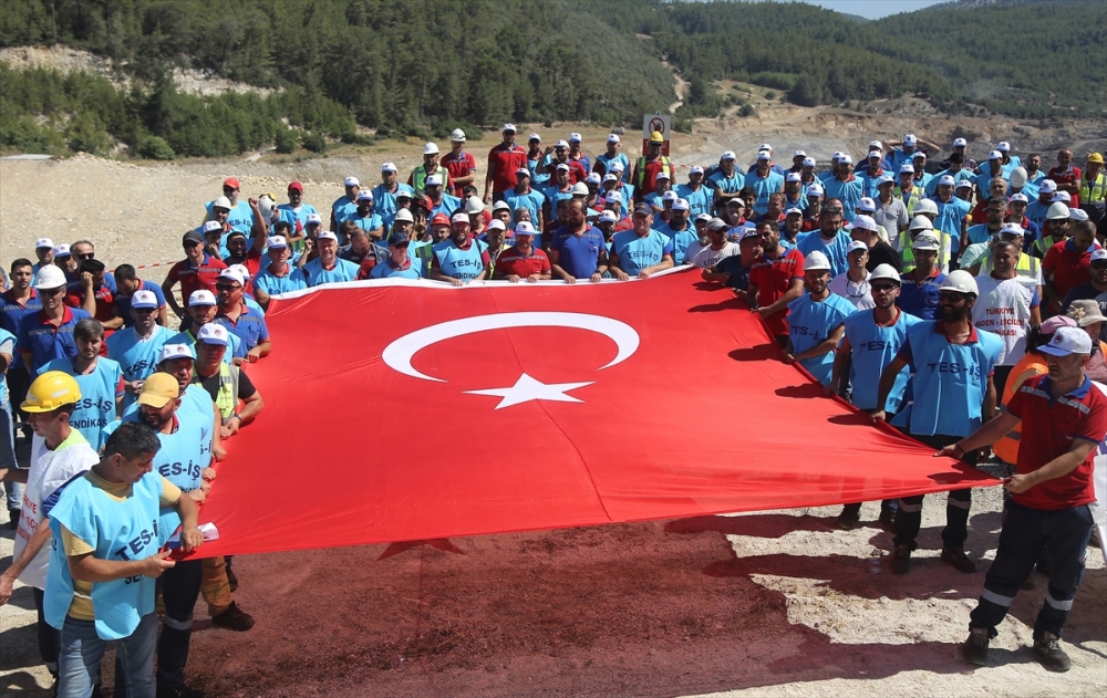 Muğla'da sendikalı termik santral ve maden işçilerinden basın açıklaması