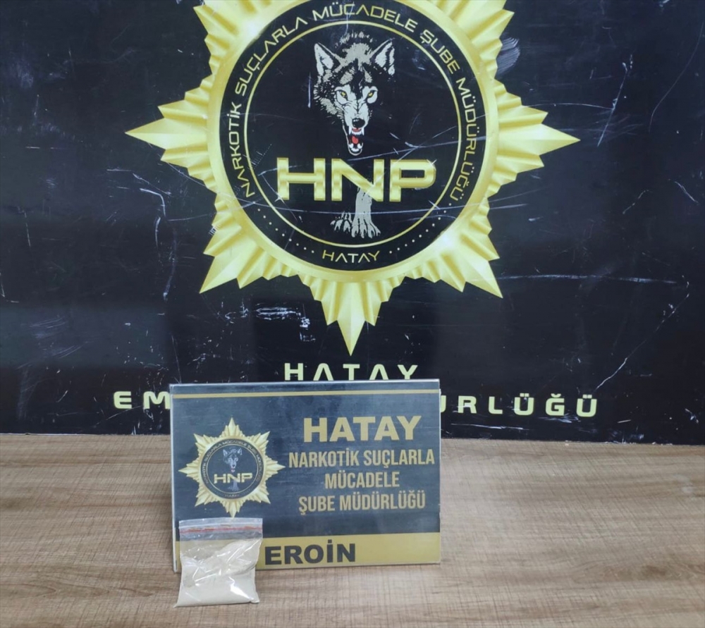 Hatay'da şüphe üzerine durdurulan otomobilde uyuşturucu bulundu