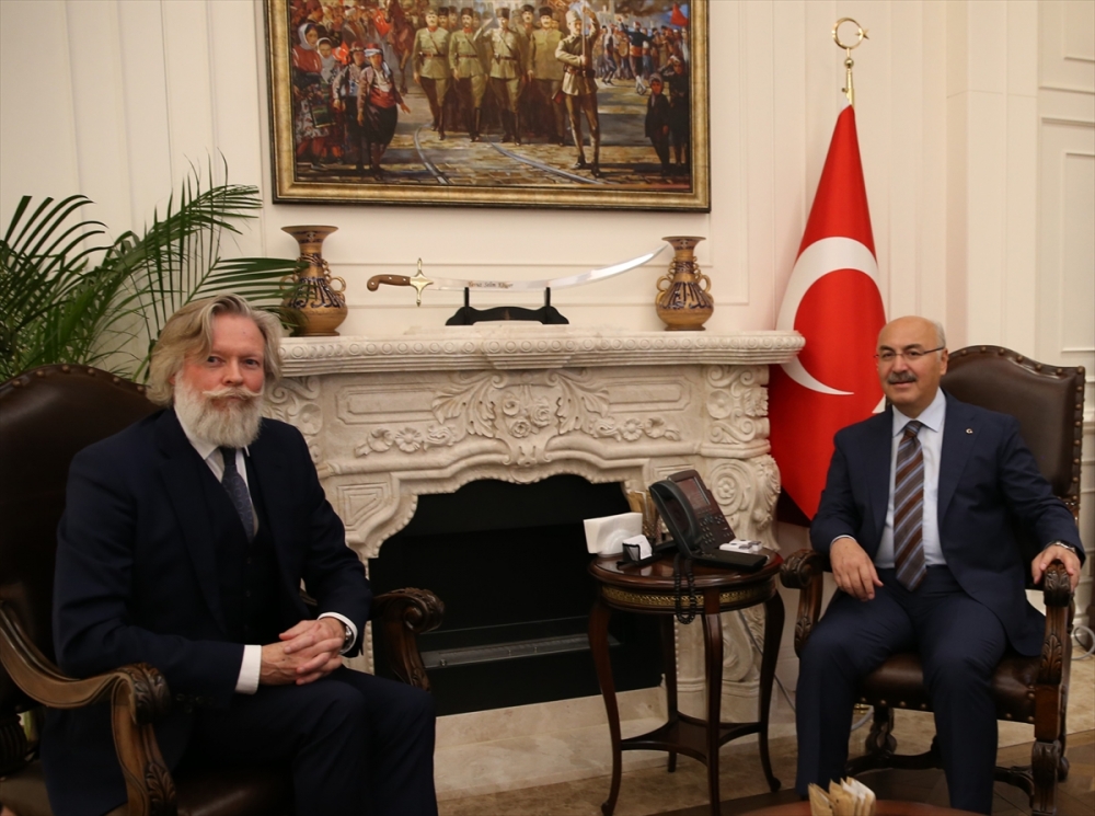 İsveç'in İstanbul Başkonsolosu Ericson'dan İzmir Valisi Köşger'e ziyaret
