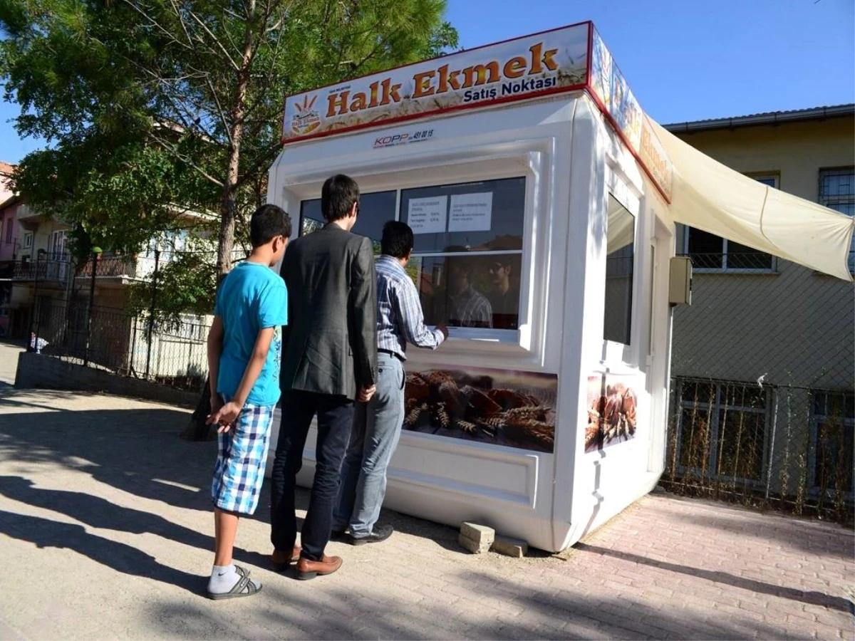 Ekmeğin gramına bindirim, fiyatına indirim geldi