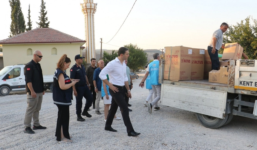 Saruhanlı'da orman yangınından etkilenenlere eşya desteği