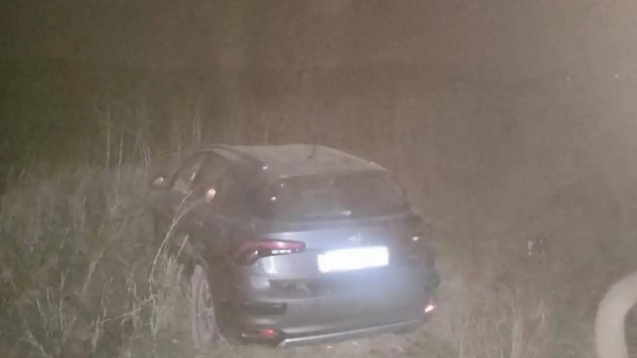 Afyonkarahisar'da Tarım Arazisine Giren Araç Kaza Yaptı: 5 Yaralı