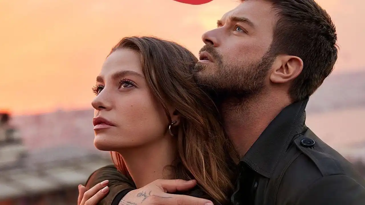 Aile Hayranlarını Korkutan Iddia! Yeni Sezon Tarihi Belli Oldu Mu? Serenay Sarıkaya Ve Kıvanç Tatlıtuğ'u Ayıran Gelişme.