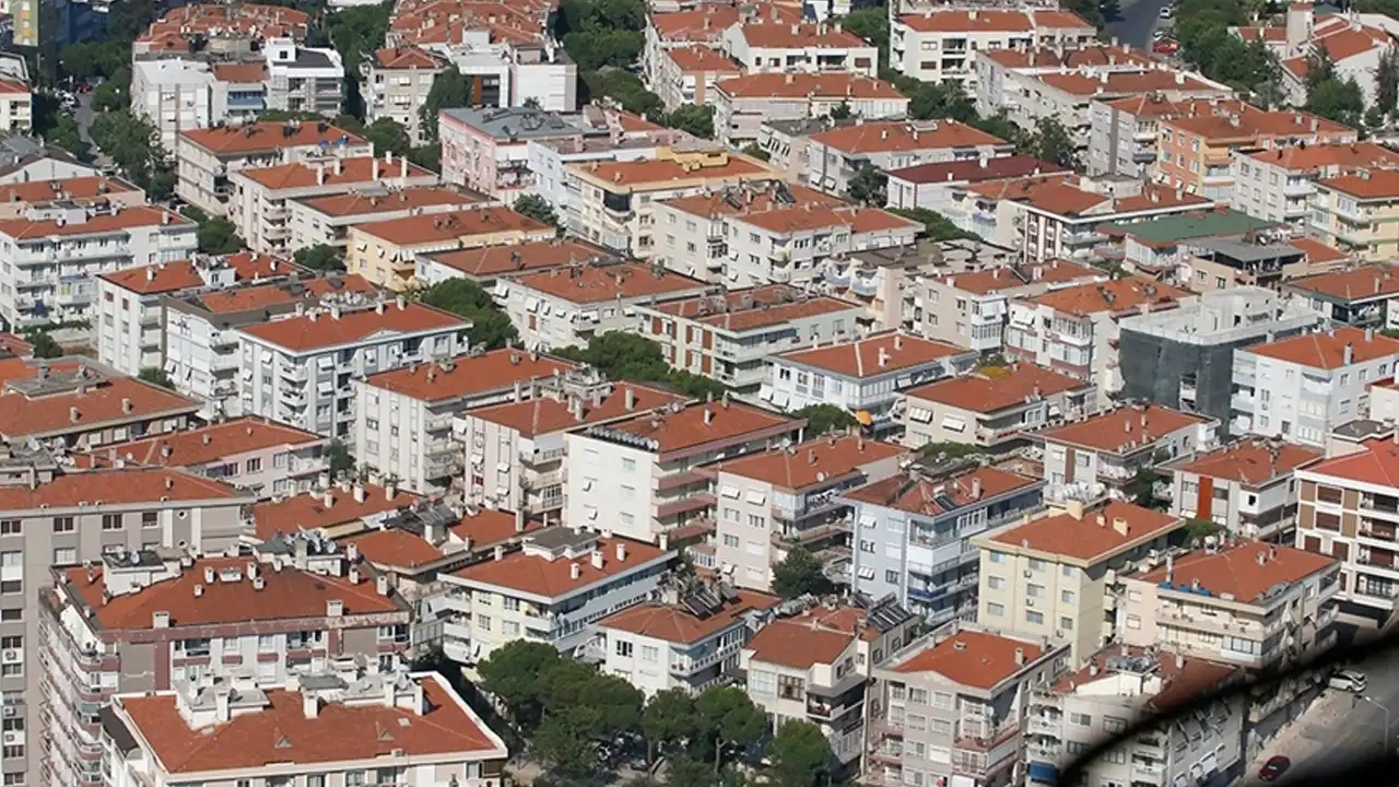 Fahiş Ev Kiralarının Önüne Geçilemiyor: Fark 5 Katına Kadar Çıktı! Peki, Ev Sahiplerinin Ara Zam Hakkı Var Mı?