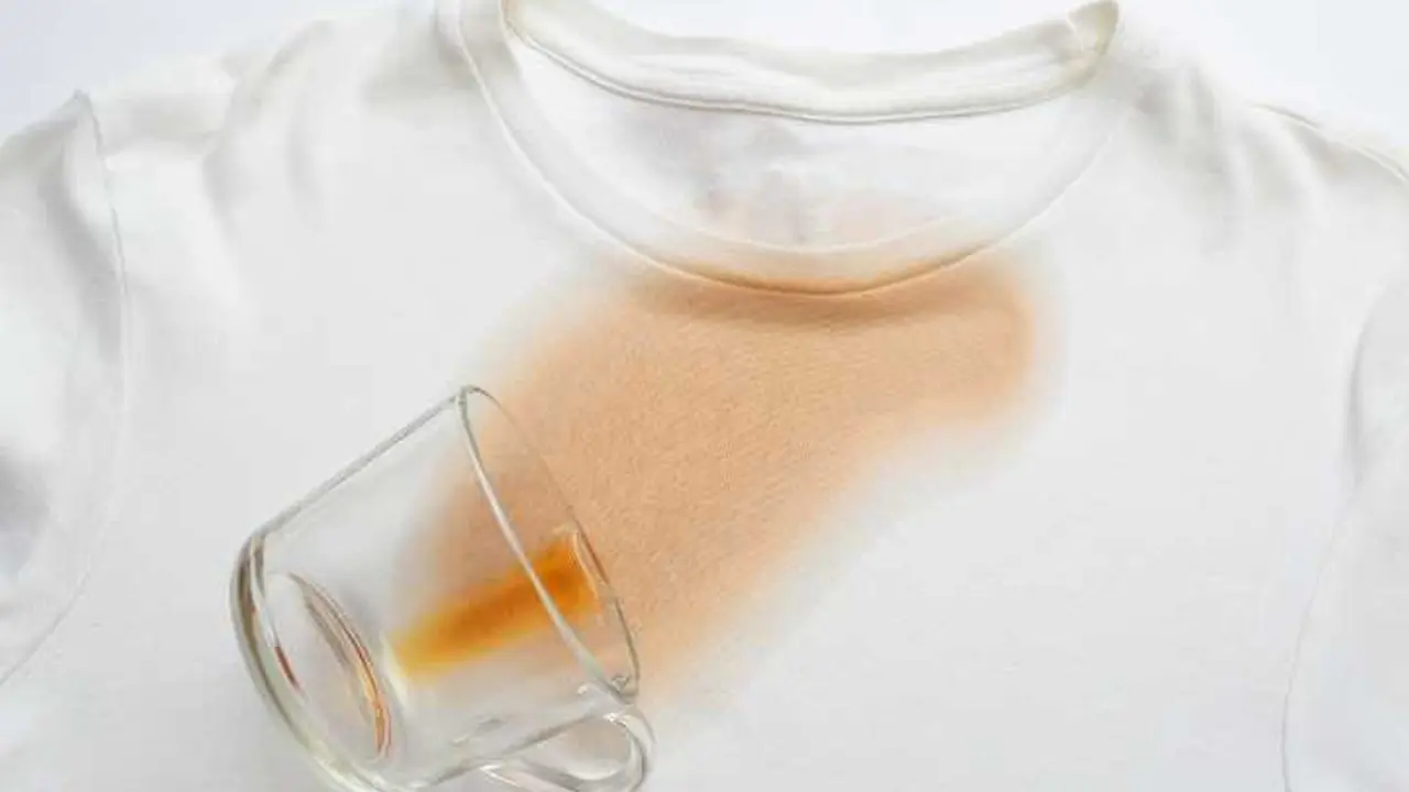 Çay Lekesini Dakikalar Içinde Yok Ediyor! Kurumuş Çay Lekesini Çıkaran En Etkili Yöntem…