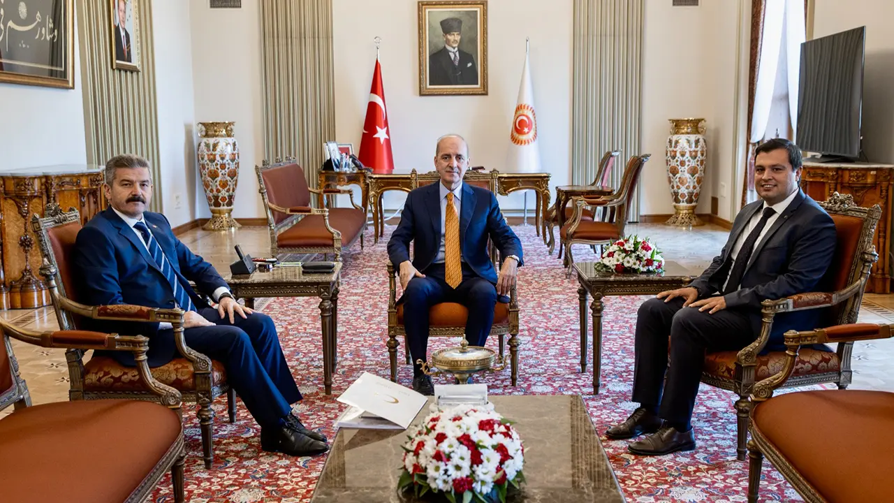 Meclis Başkanı Kurtulmuş'a Vekilsiz Ziyaret