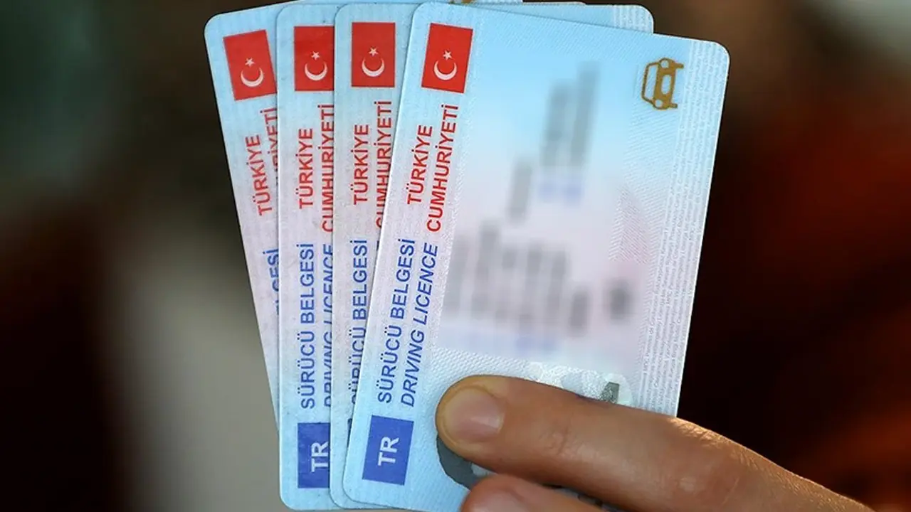 B sınıfı ehliyette yeni dönem! Bakan Yerlikaya duyurdu: B sınıfı ehliyet 125 cc motor kullanabilir mi?