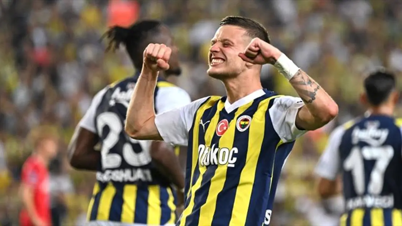 Fenerbahçe Fransız Yıldızın Peşinde! Manchester United’la Yine Masaya Oturuldu! İlk Teklif Yapıldı...