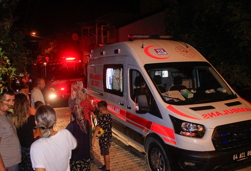 Uşak'ta Müstakil Ev Yandı! Karı Koca Alevlerden Etkilendi Birinin Durumu Kritik…