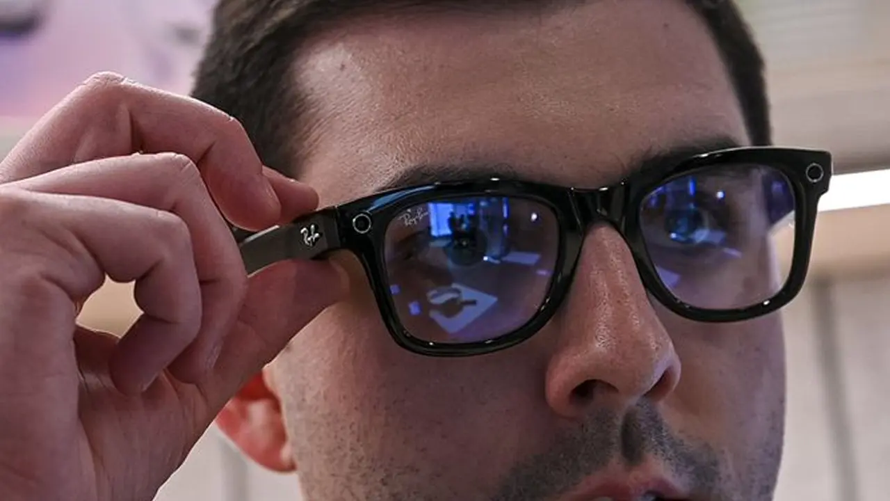 Zuckerberg Tanıttı: Meta’nın Yeni Akıllı Gözlüğü Canlı Yayın Yapacak! Meta Ray-ban Stories 2.0 Geliyor...