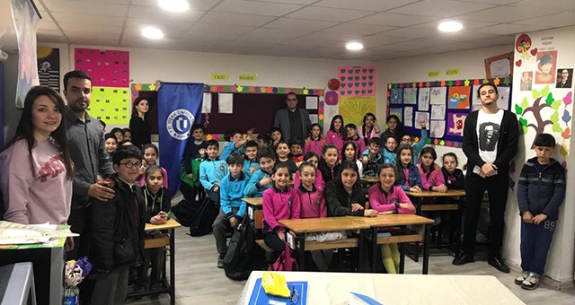 Uşak Üniversitesi Öğrencilerinden 'Arkeokul' Kampanyası