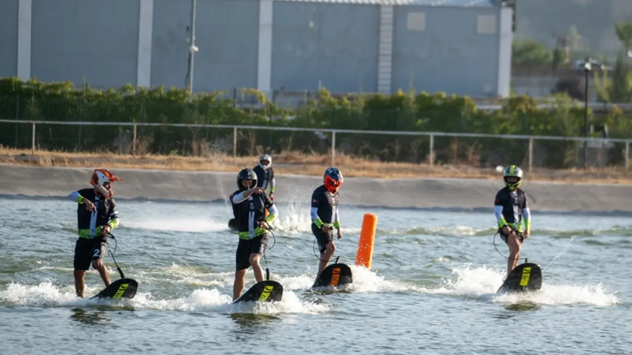 Afyonkarahisar'da Jetsurf 100. Yıl Kupası'nda Kazananlar Belli Old
