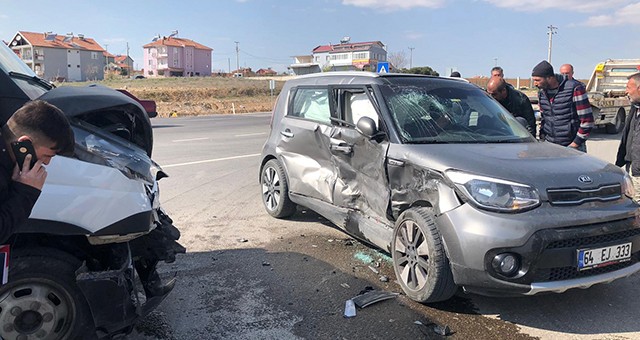 Eşme'de trafik kazası