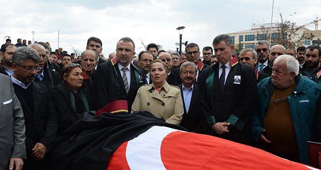 Uşak Barosu Başkanı Kargı'nın cenazesi toprağa verildi