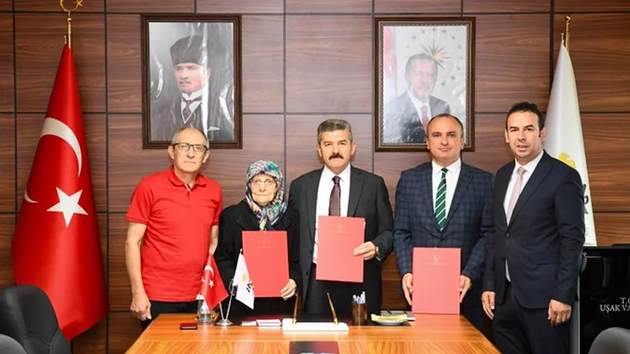 Uşaklı hayırseverden anlamlı bağış...