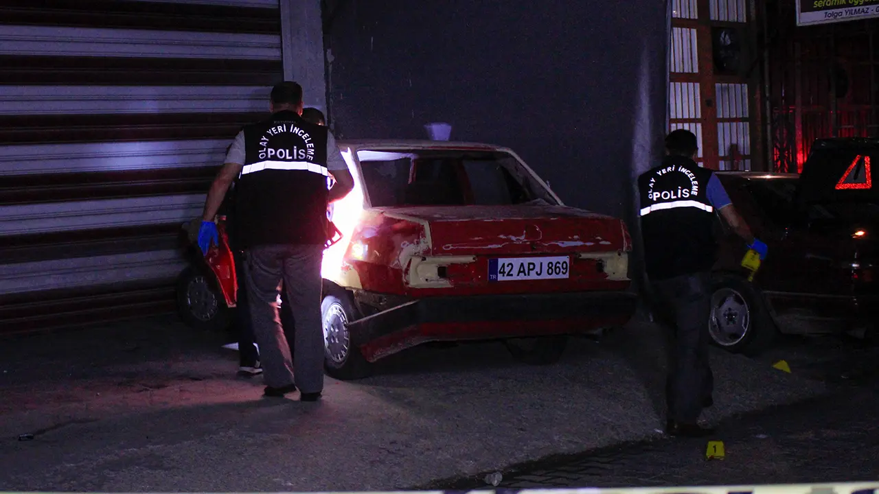 Uşak'ta silahlı çatışma çıktı, 2 yaralı