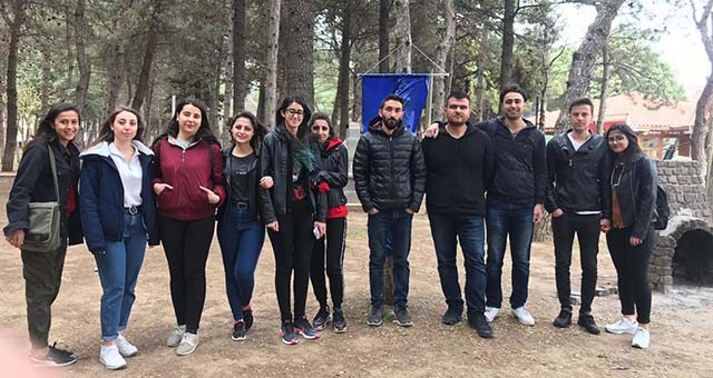 uşak üniversitesi öğrencilerinden 'doğa özümüzdür' projesi