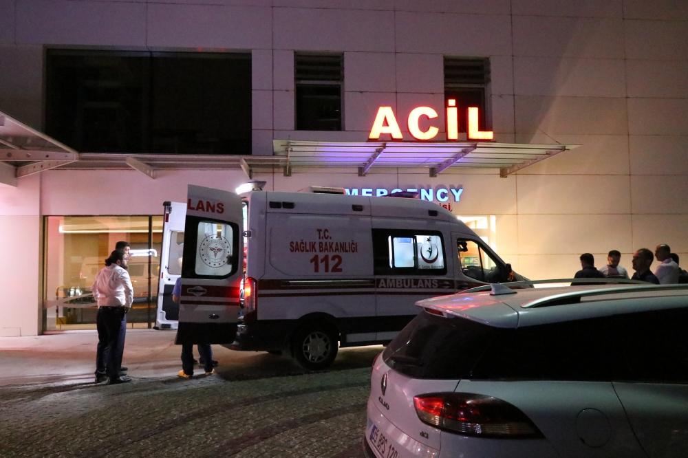 İzmir'de çıkan bıçaklı kavgada 18 yaşındaki genç Baran Çatalbaşoğlu öldü