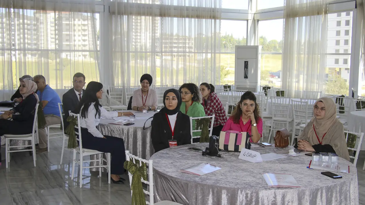 Uşak Aile ve Sosyal Hizmetler İl Müdürlüğünce Aile Çalıştayı düzenlendi