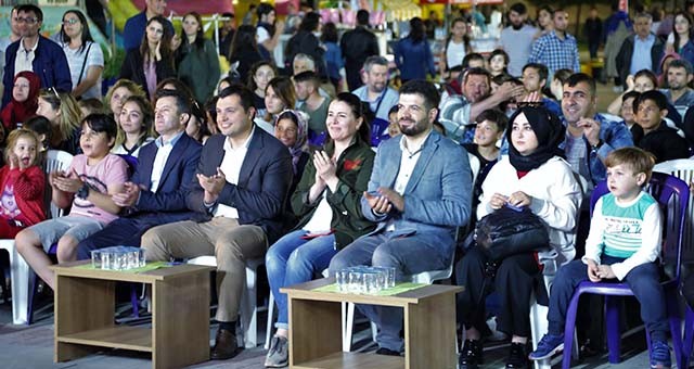 Uşak Belediyesi Geleneksel Ramazan Etkinlikleri Uşaklılara Keyifli Anlar Yaşatıyor