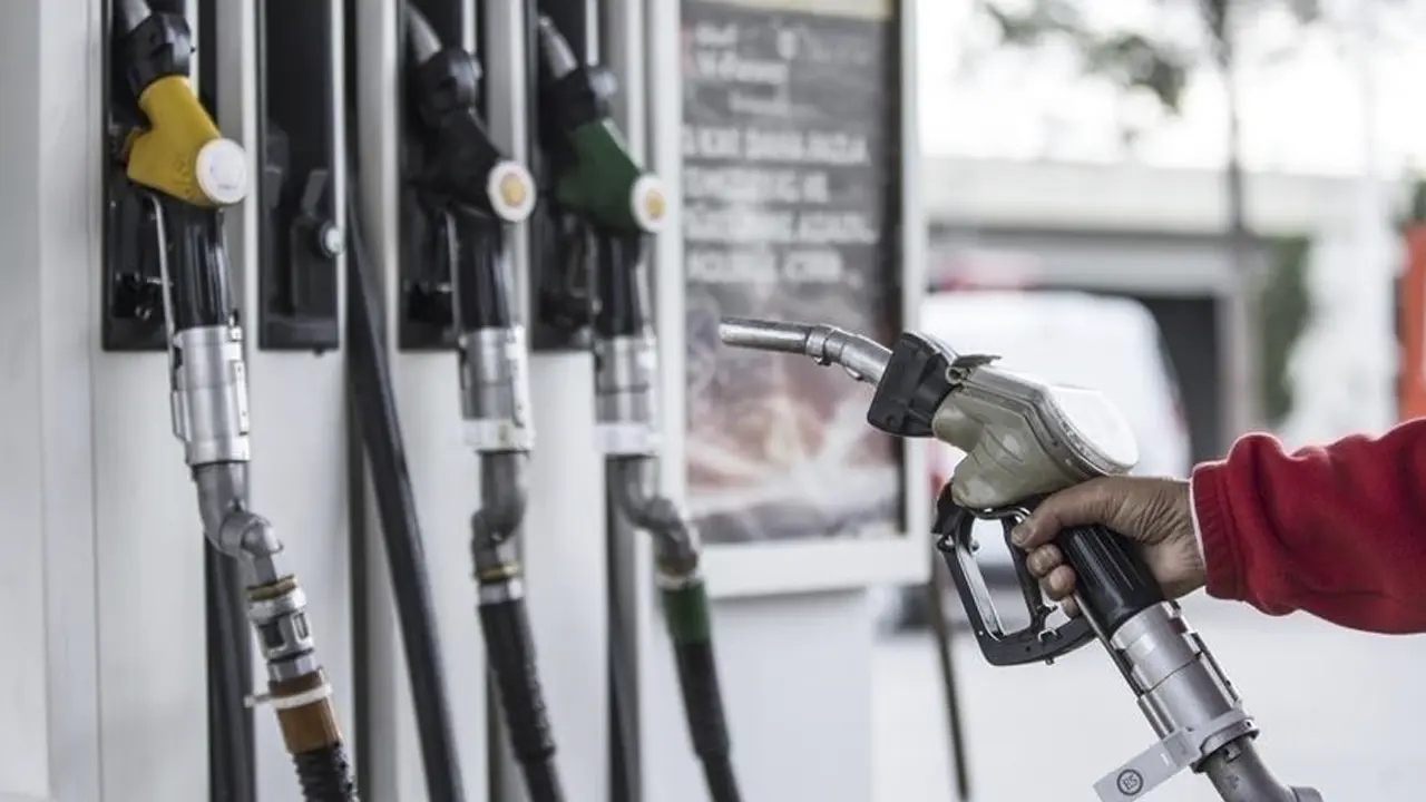 25 Eylül 2023 Uşak akaryakıt fiyatları ilçe ilçe tam liste: Motorinde 41 TL sinyali