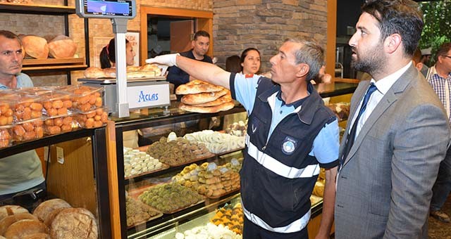 Uşak'ta zabıta ekipleri fırınları denetledi